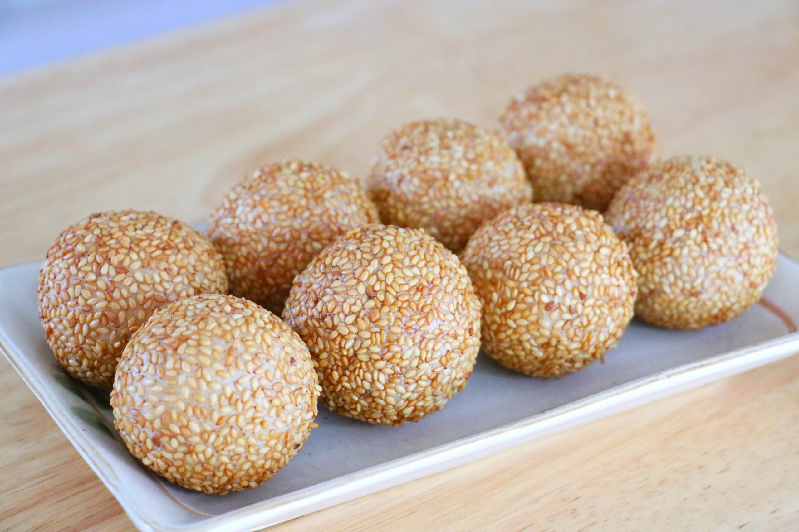 Sesame Balls with Red Bean (8) 麻球